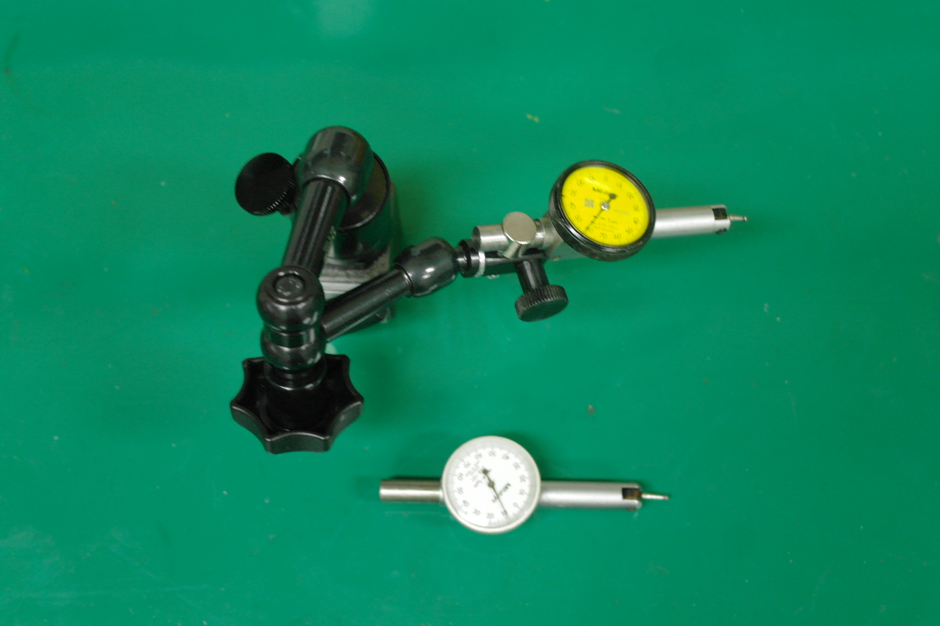 1Micron Dial Gauge