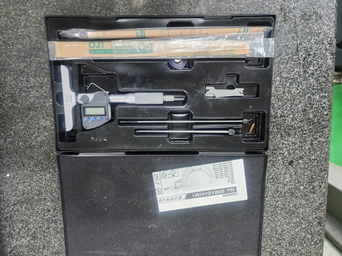 깊이 마이크로미터