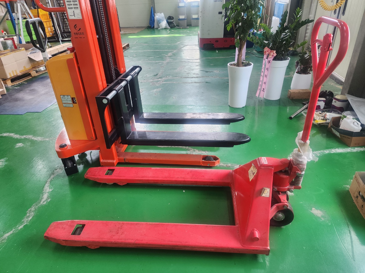 파렛트카 및 스태커